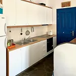 Lindou House Villa